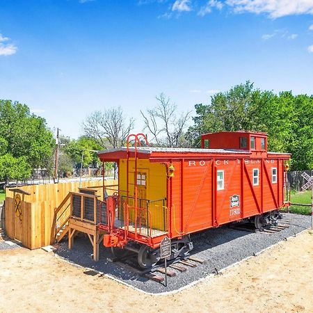 Caboose On The Square Villa Wimberley Ngoại thất bức ảnh