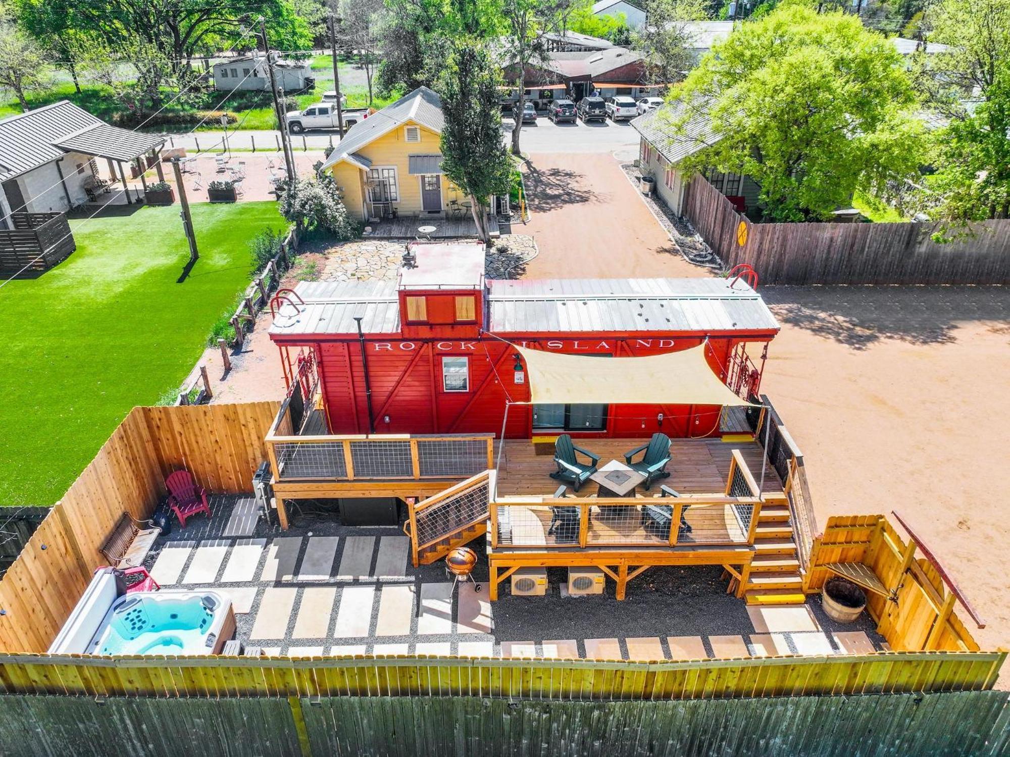 Caboose On The Square Villa Wimberley Ngoại thất bức ảnh